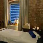Italiana Z Prywatnymi Lazienkami & Odnowa Biologiczna فندق مبيت وإفطار