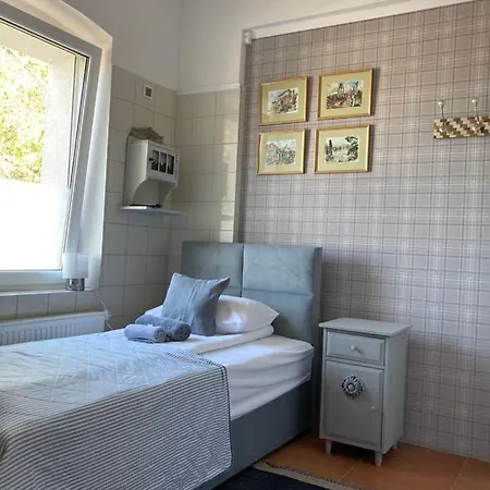 Italiana Z Prywatnymi Lazienkami & Odnowa Biologiczna Bed and Breakfast 3*