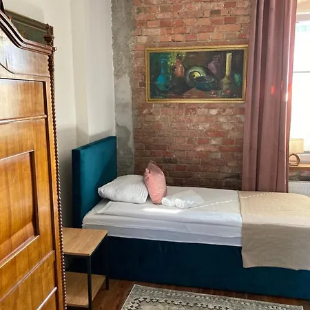 Italiana Z Prywatnymi łazienkami&odnowa Biologiczna 3*