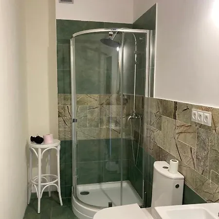 Bed and Breakfast Italiana Z Prywatnymi Lazienkami & Odnowa Biologiczna Γκντίνια