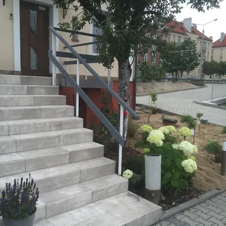 Italiana Z Prywatnymi łazienkami&odnowa Biologiczna 3* Gdynia