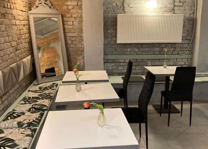 Italiana Z Prywatnymi Lazienkami & Odnowa Biologiczna فندق مبيت وإفطار