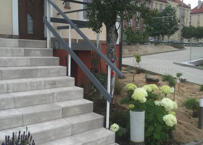 Italiana Z Prywatnymi Lazienkami & Odnowa Biologiczna 3* Gdynia