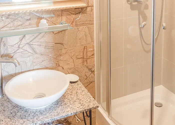 Italiana Z Prywatnymi Lazienkami & Odnowa Biologiczna Bed & Breakfast