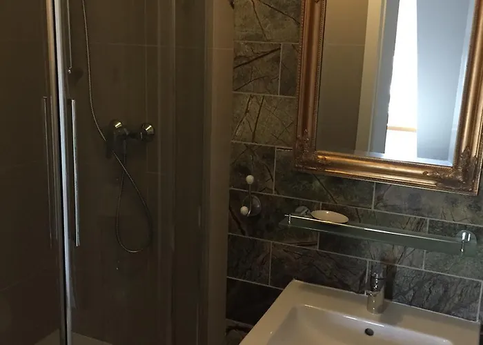 Italiana Z Prywatnymi Lazienkami & Odnowa Biologiczna Bed & Breakfast Gdynia