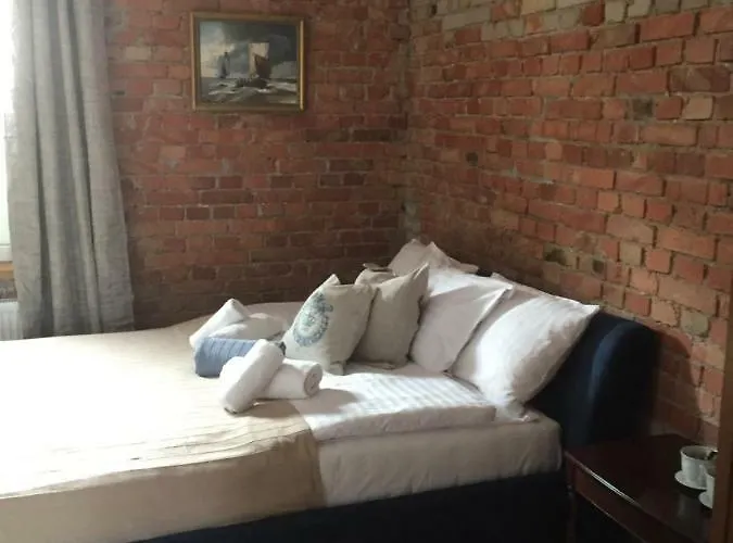 Italiana Z Prywatnymi Lazienkami & Odnowa Biologiczna 3*